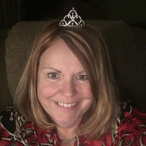 Meet your Posher, Violet